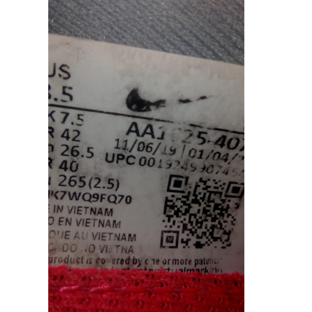 Nike Legend React - Image 6